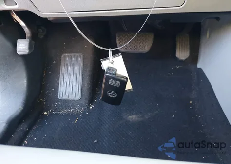 2015 Toyota Highlander Xle V6 z USA, uszkodzony, nr VIN 5TDJKRFH2FS206085